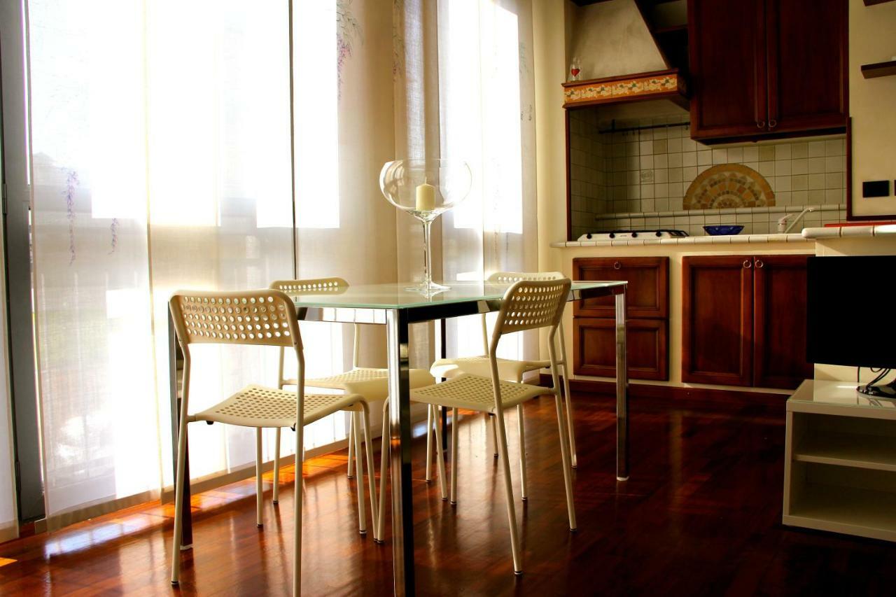 Studio Downtown Fantastic Area Appartement Milaan Buitenkant foto