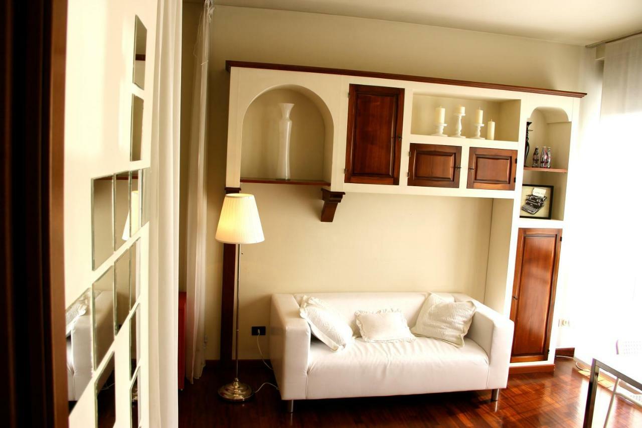 Studio Downtown Fantastic Area Appartement Milaan Buitenkant foto