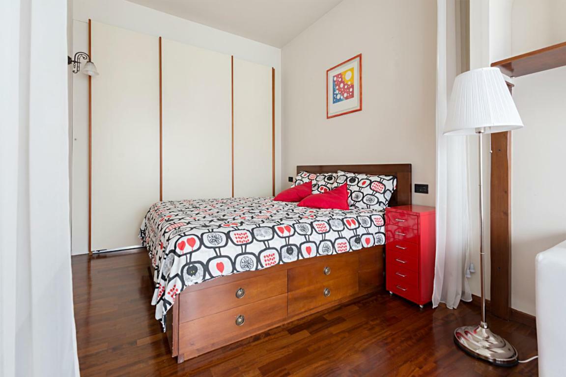 Studio Downtown Fantastic Area Appartement Milaan Buitenkant foto
